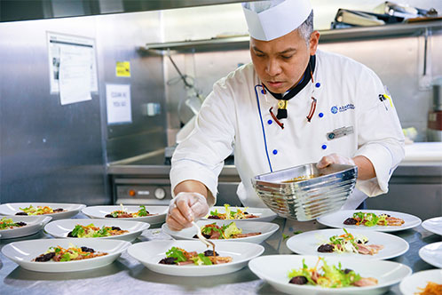 Gastronomía excelente con Azamara. SoloCruceros.com