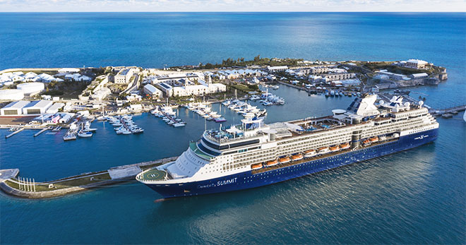 Celebrity Summit, Celebrity Cruises. SoloCruceros.com