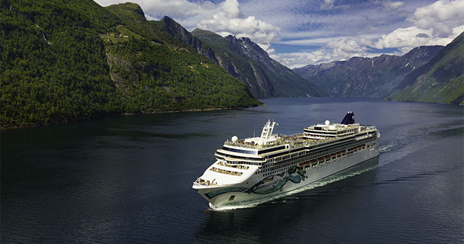 Norwegian Jade, NCL. SoloCruceros.com