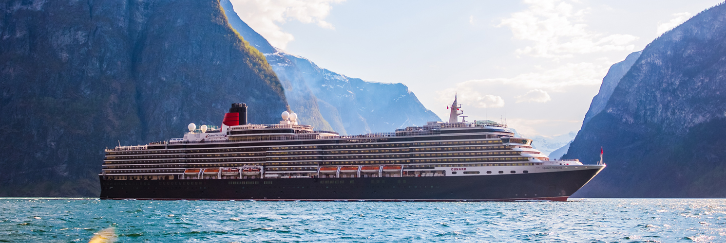 Cruceros de Lujo Abril 2025 en CrucerosLujo.travel