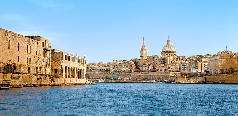 Cruceros Lujo desde La Valeta, Malta. CrucerosLujo.travel