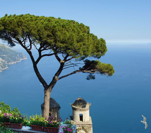 Cruceros por el Mediterráneo desde Nápoles, Italia. CrucerosLujo.travel Cruceros por el Mediterráneo desde Nápoles, Italia. CrucerosLujo.travel