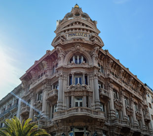 Cruceros por el Mediterráneo desde Bari, Italia. CrucerosLujo.travel Cruceros por el Mediterráneo desde Bari, Italia. CrucerosLujo.travel